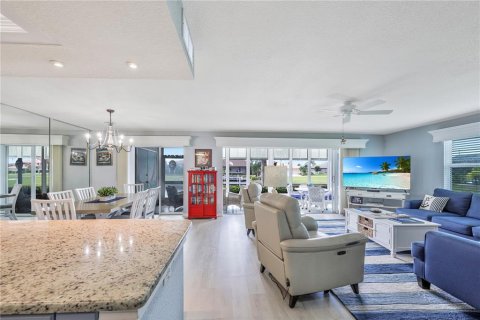 Copropriété à vendre à Punta Gorda, Floride: 3 chambres, 156.26 m2 № 2403092 - photo 13