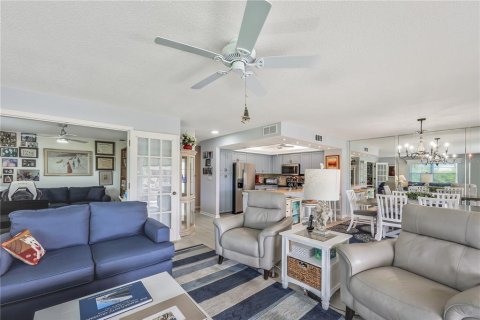 Copropriété à vendre à Punta Gorda, Floride: 3 chambres, 156.26 m2 № 2403092 - photo 15