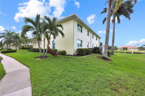Copropriété à vendre à Punta Gorda, Floride: 3 chambres, 156.26 m2 № 2403092 - photo 4