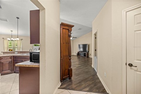 Casa en venta en Summerfield, Florida, 4 dormitorios, 162.76 m2 № 1883091 - foto 11