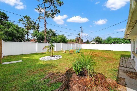 House in Port Richey, Florida 3 bedrooms, 80.27 sq.m. № 1877166 - photo 29