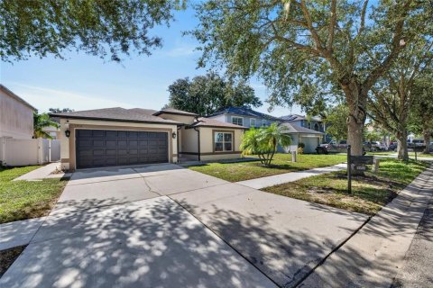 Villa ou maison à vendre à Riverview, Floride: 4 chambres, 209.4 m2 № 2431729 - photo 6