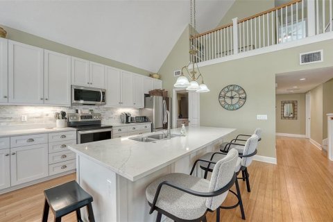 House in Holmes Beach, Florida 3 bedrooms, 176.14 sq.m. № 1572137 - photo 12