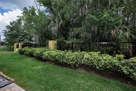 Townhouse in Tarpon Springs, Florida 3 bedrooms, 207.17 sq.m. № 2150269 - photo 30
