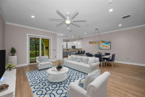 Townhouse in Tarpon Springs, Florida 3 bedrooms, 207.17 sq.m. № 2150269 - photo 7
