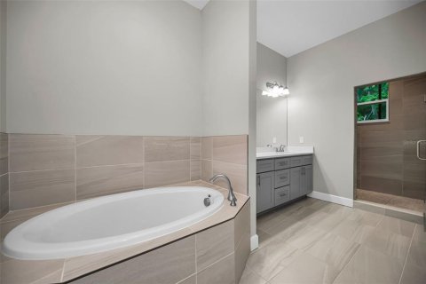 Townhouse in Tarpon Springs, Florida 3 bedrooms, 207.17 sq.m. № 2150269 - photo 20