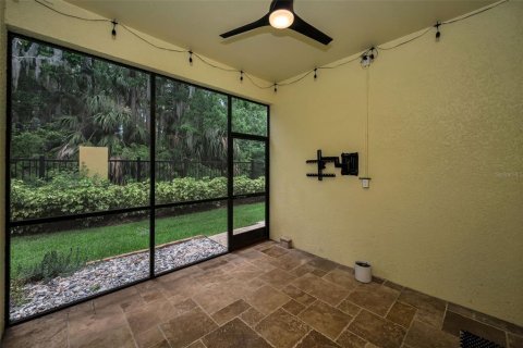 Townhouse in Tarpon Springs, Florida 3 bedrooms, 207.17 sq.m. № 2150269 - photo 27
