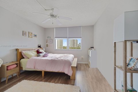 Copropriété à vendre à Pompano Beach, Floride: 1 chambre, 72 m2 № 2351315 - photo 11
