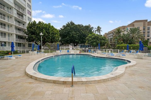 Copropriété à vendre à Pompano Beach, Floride: 1 chambre, 72 m2 № 2351315 - photo 19