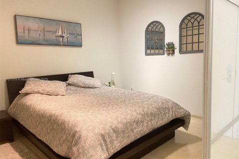 Condominio en alquiler en Hallandale Beach, Florida, 1 dormitorio, 75.34 m2 № 2016243 - foto 5