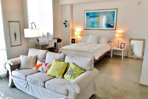 Кондоминиум с 1 спальней в Майами, Флорида № 2005722