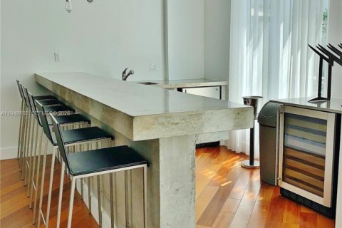 Снять в аренду кондоминиум в Майами, Флорида 1 спальня, 63.64м2, № 2005722 - фото 20