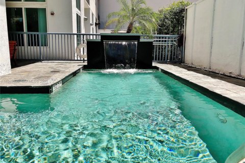 Снять в аренду кондоминиум в Майами, Флорида 1 спальня, 63.64м2, № 2005722 - фото 18