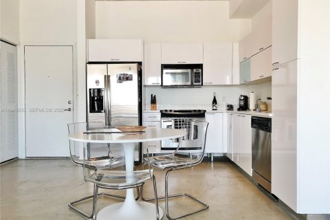 Снять в аренду кондоминиум в Майами, Флорида 1 спальня, 63.64м2, № 2005722 - фото 4