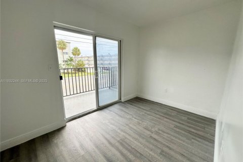 Appartement à North Miami, Floride 2 chambres, 3319.4 m2 № 2076993