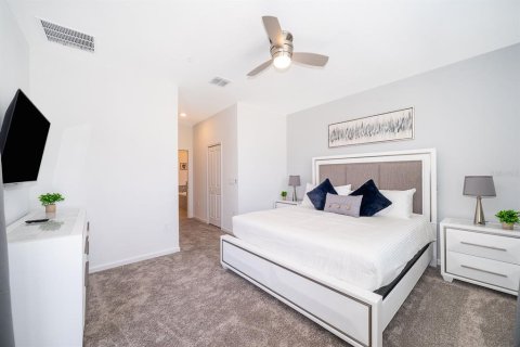 Condo in Davenport, Florida, 3 bedrooms  № 1819359 - photo 11
