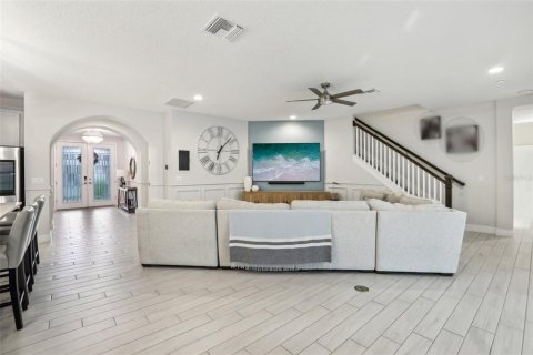 House in Riverview, Florida 5 bedrooms, 331.94 sq.m. № 1526530 - photo 6
