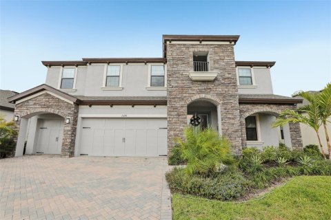 House in Riverview, Florida 5 bedrooms, 331.94 sq.m. № 1526530 - photo 1