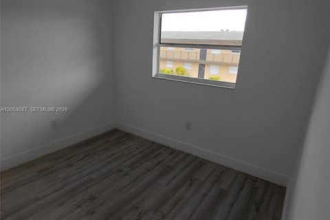 Apartment in Hialeah, Florida 3 bedrooms, 78.69 sq.m. № 2068296 - photo 8