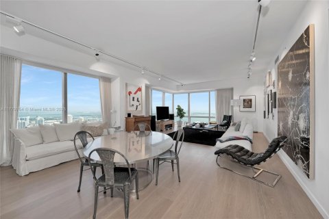 Condo in Miami, Florida, 3 bedrooms  № 2012611 - photo 6