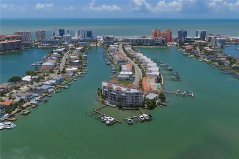 Condo in Clearwater, Florida, 3 bedrooms № 2210156 - photo 29