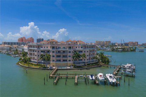 Condo in Clearwater, Florida, 3 bedrooms № 2210156