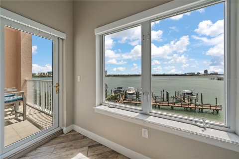 Condo in Clearwater, Florida, 3 bedrooms № 2210156 - photo 20