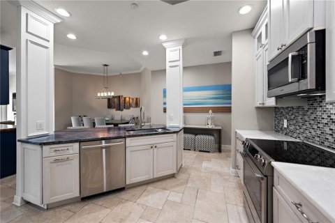 Condo in Clearwater, Florida, 3 bedrooms № 2210156 - photo 11