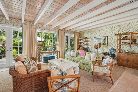 House in Palm Beach, Florida 3 bedrooms, 254.37 sq.m. № 2392851 - photo 7