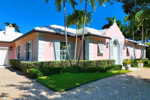 House in Palm Beach, Florida 3 bedrooms, 254.37 sq.m. № 2392851 - photo 2