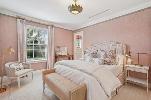 House in Palm Beach, Florida 3 bedrooms, 254.37 sq.m. № 2392851 - photo 14