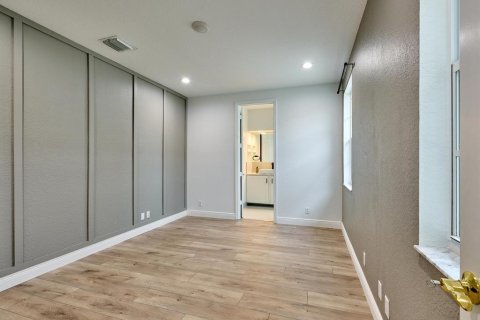Townhouse in Boynton Beach, Florida 3 bedrooms, 155.89 sq.m. № 2402482 - photo 15