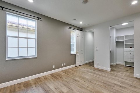 Townhouse in Boynton Beach, Florida 3 bedrooms, 155.89 sq.m. № 2402482 - photo 13