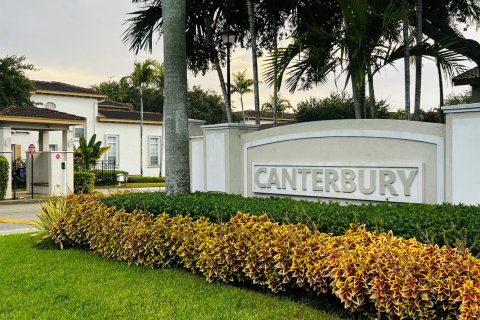 Townhouse in Boynton Beach, Florida 3 bedrooms, 155.89 sq.m. № 2402482 - photo 26