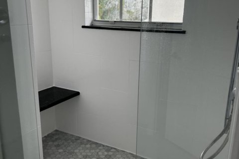 Townhouse in Boynton Beach, Florida 3 bedrooms, 155.89 sq.m. № 2402482 - photo 17