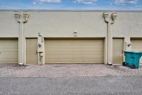 Townhouse in Boynton Beach, Florida 3 bedrooms, 155.89 sq.m. № 2402482 - photo 24