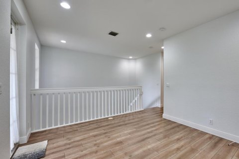 Townhouse in Boynton Beach, Florida 3 bedrooms, 155.89 sq.m. № 2402482 - photo 10