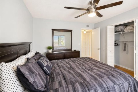 Condo in Oldsmar, Florida, 2 bedrooms № 2206562 - photo 17