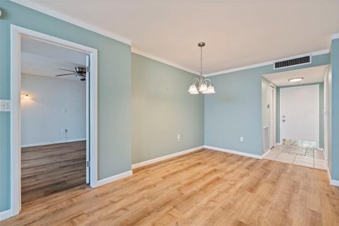 Copropriété à vendre à Saint Petersburg, Floride: 2 chambres, 149.11 m2 № 1913477 - photo 18