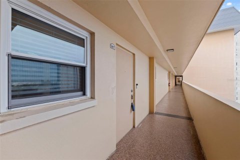 Copropriété à vendre à Saint Petersburg, Floride: 2 chambres, 149.11 m2 № 1913477 - photo 4