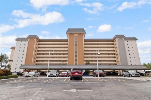 Copropriété à vendre à Saint Petersburg, Floride: 2 chambres, 149.11 m2 № 1913477 - photo 2