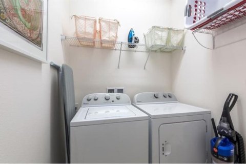 Купить виллу или дом в Киссимми, Флорида 9 комнат, 282.61м2, № 1550753 - фото 30