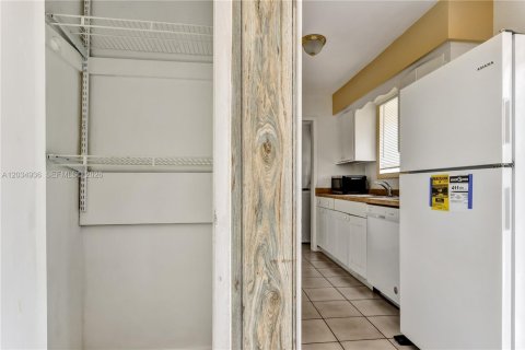 Casa en venta en Sunrise, Florida, 3 dormitorios, 99.68 m2 № 2087864 - foto 21