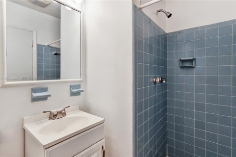 Casa en venta en Sunrise, Florida, 3 dormitorios, 99.68 m2 № 2087864 - foto 4