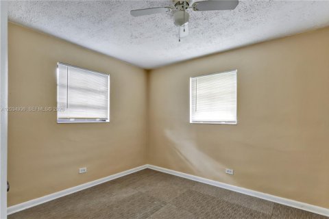 Casa en venta en Sunrise, Florida, 3 dormitorios, 99.68 m2 № 2087864 - foto 17