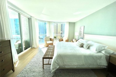 Снять в аренду кондоминиум в Санни-Айлс-Бич, Флорида 3 спальни, 217.39м2, № 2004997 - фото 11