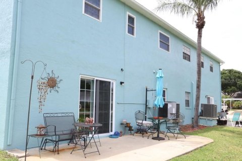 Condo in New Port Richey, Florida, 2 bedrooms № 2104528 - photo 21
