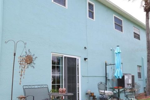 Condo in New Port Richey, Florida, 2 bedrooms № 2104528 - photo 20