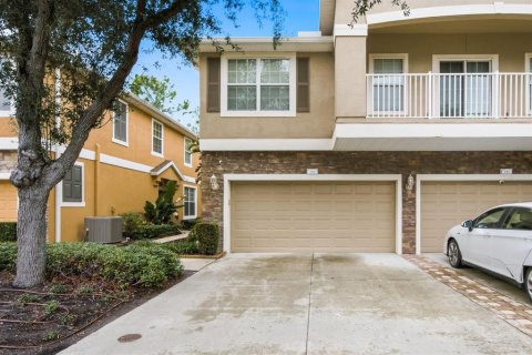 Adosado en Tampa, Florida 3 dormitorios, 164.99 m2 № 2230477