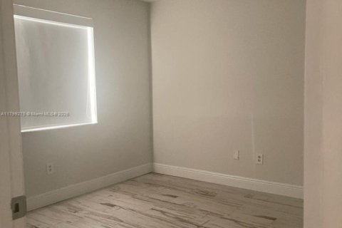 Casa en venta en Doral, Florida, 3 dormitorios, 98.85 m2 № 1861578 - foto 10
